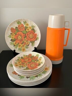 Vintage Retro Orange Poppy Outdoor Dinnerware Set & Thermos